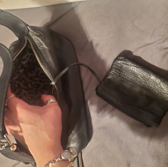 Beautiful leather bag - Picture 3 of 6